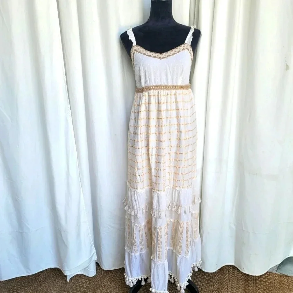 NWT White Maxi Dress Sleveless Embroidere Trim Tassels Flowy Summer Beach Long S